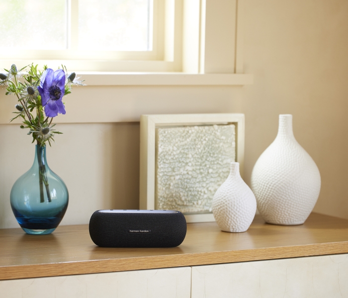 Harman Kardon® Expands Award-Winning Lineup with Onyx Studio 7